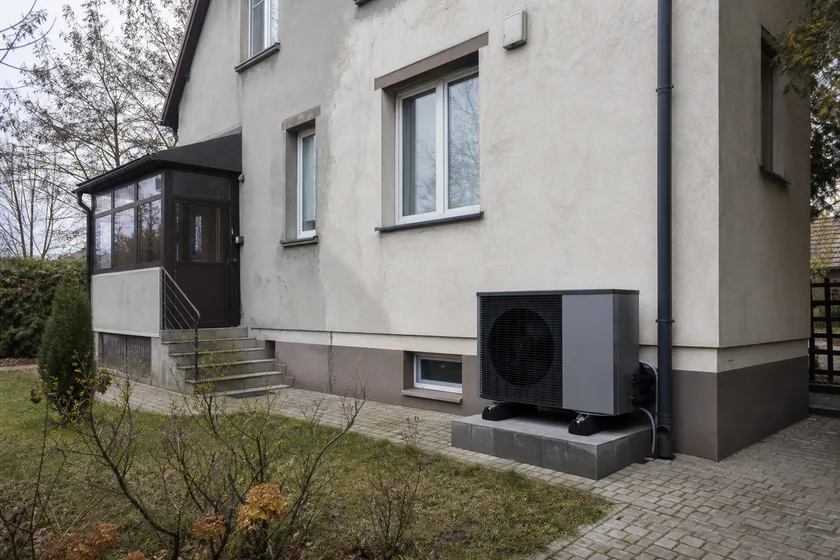 Dom jednorodzinny analizowany przed przygotowaniem audytu energetycznego i DPAE